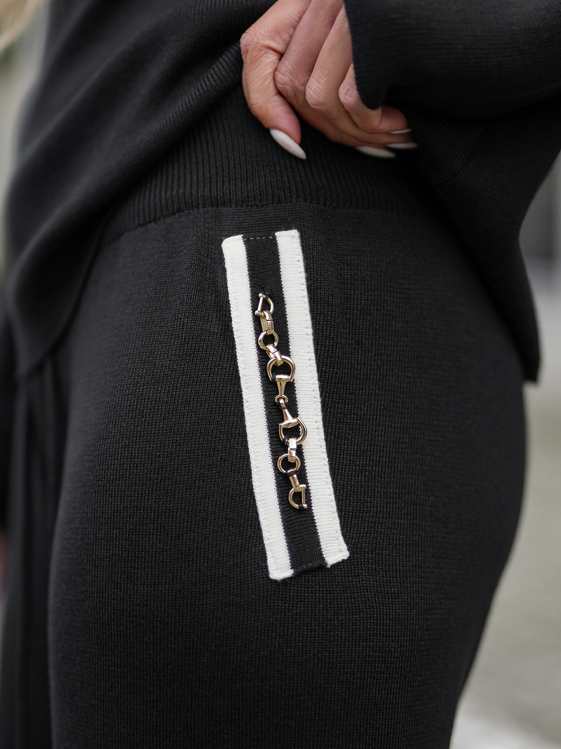 Dámská dvoudílná tepláková souprava černá OZONEE JS/26C8801/3