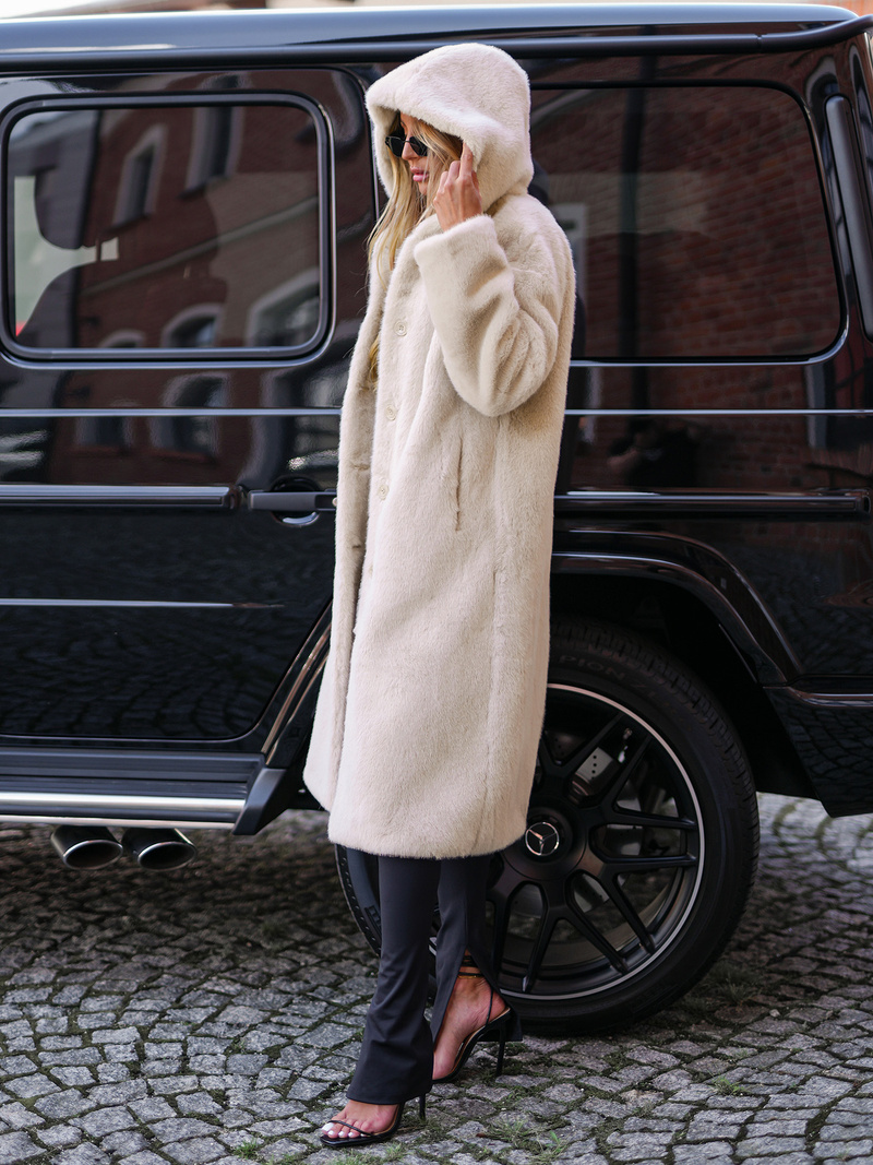 Dámská zimní kožešinová bunda béžová OZONEE JS/11Z8250